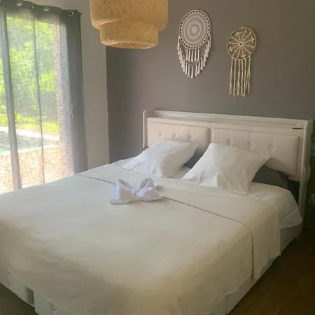 Piscine Chauffee Et Ideale Pour Famille Et Amis Villa *